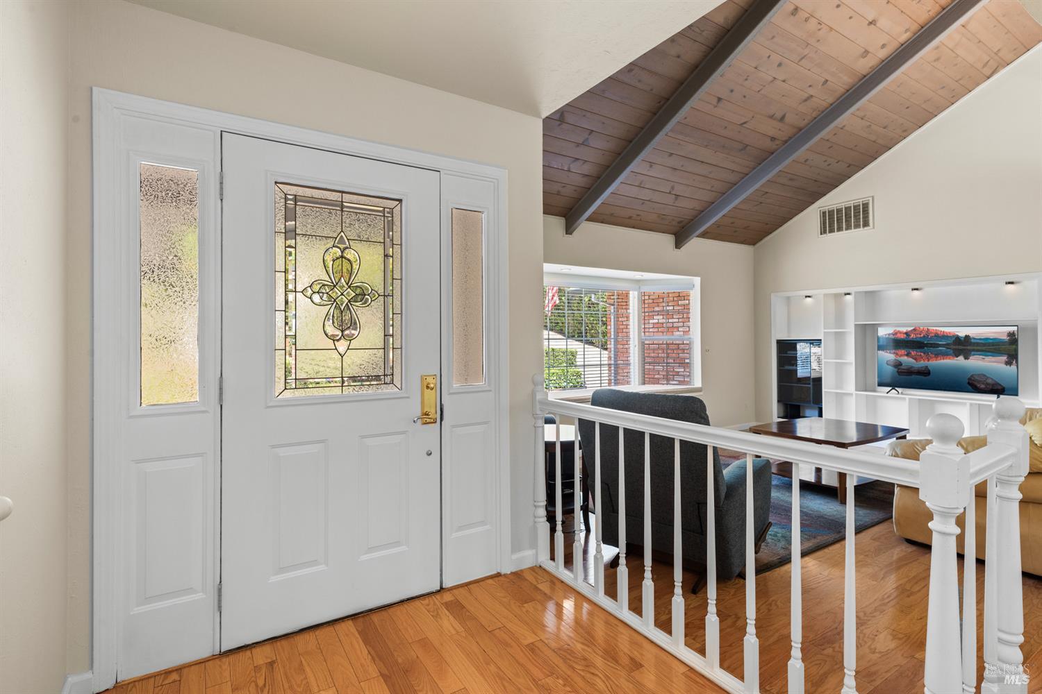 Detail Gallery Image 6 of 57 For 5968 Yerba Buena Rd, Santa Rosa,  CA 95409 - 3 Beds | 2 Baths