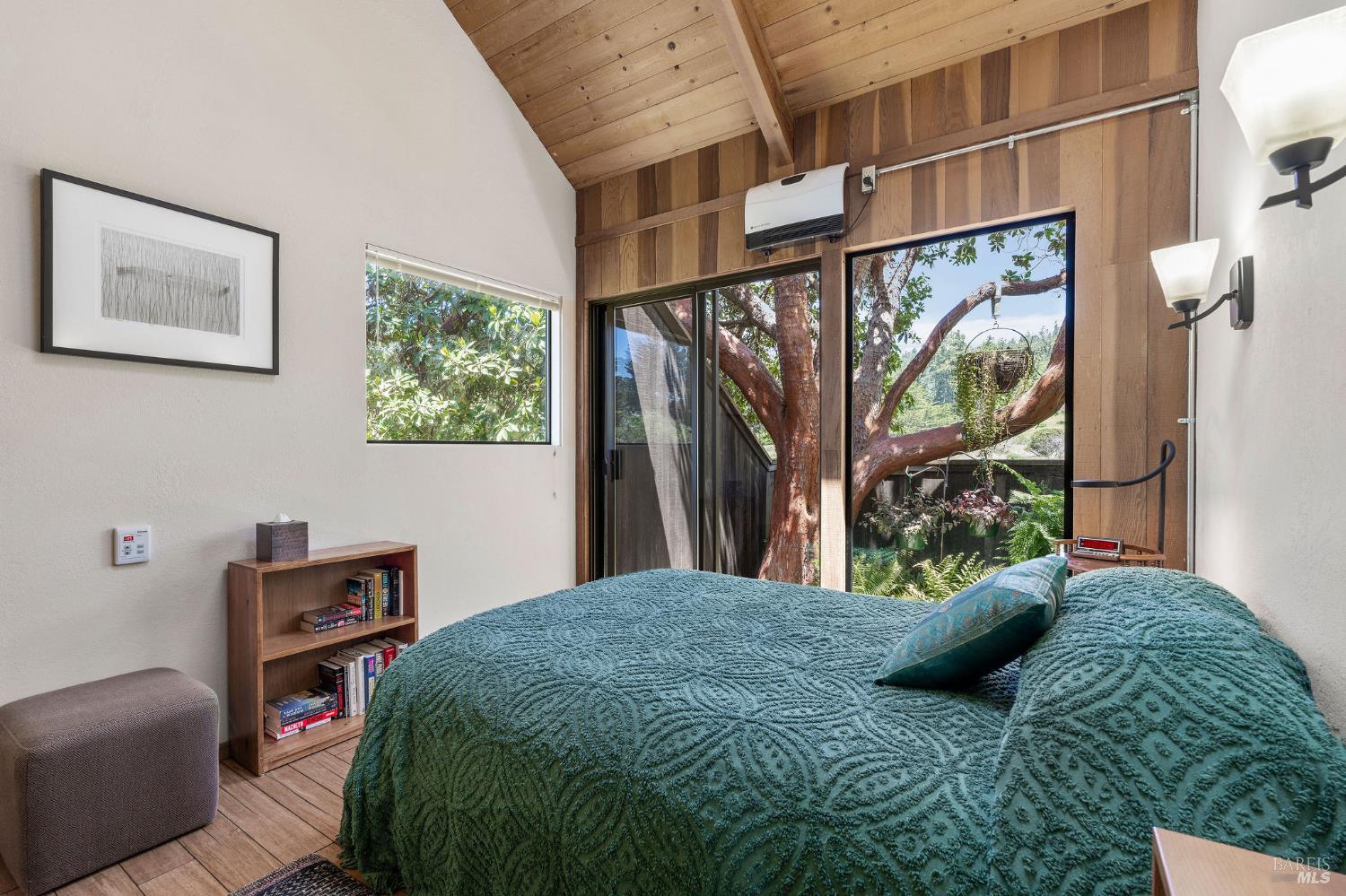 Detail Gallery Image 13 of 46 For 39462 Leeward Rd, The Sea Ranch,  CA 95497 - 2 Beds | 2 Baths