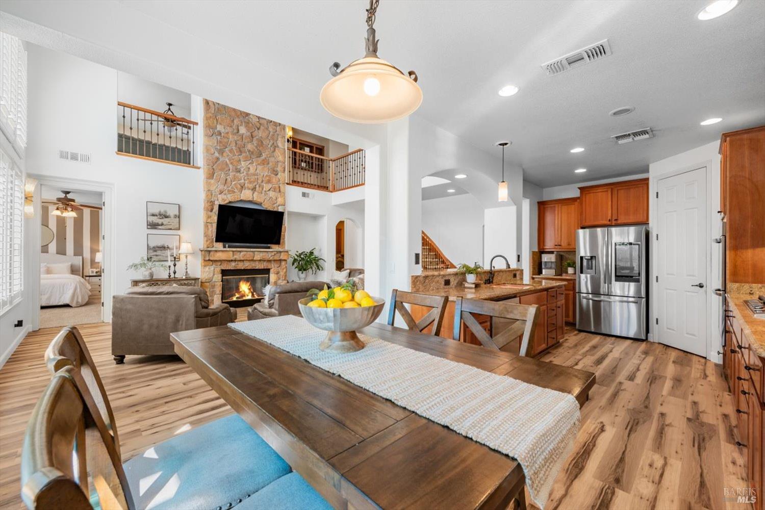 Detail Gallery Image 27 of 99 For 201 Red Pheasant Dr, Vacaville,  CA 95687 - 5 Beds | 3/1 Baths