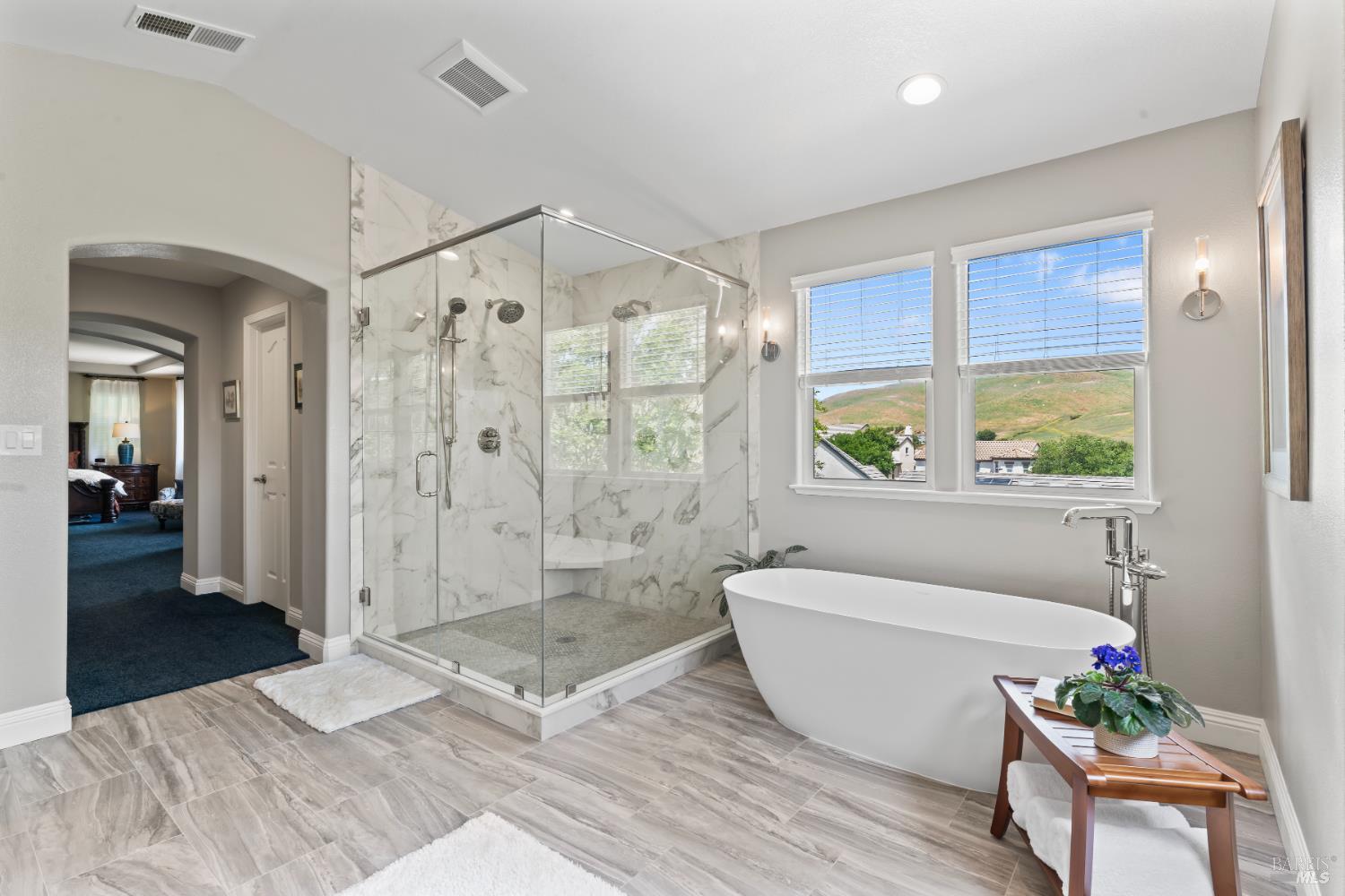 Detail Gallery Image 42 of 66 For 1261 Landmark Dr, Vallejo,  CA 94591 - 6 Beds | 4 Baths
