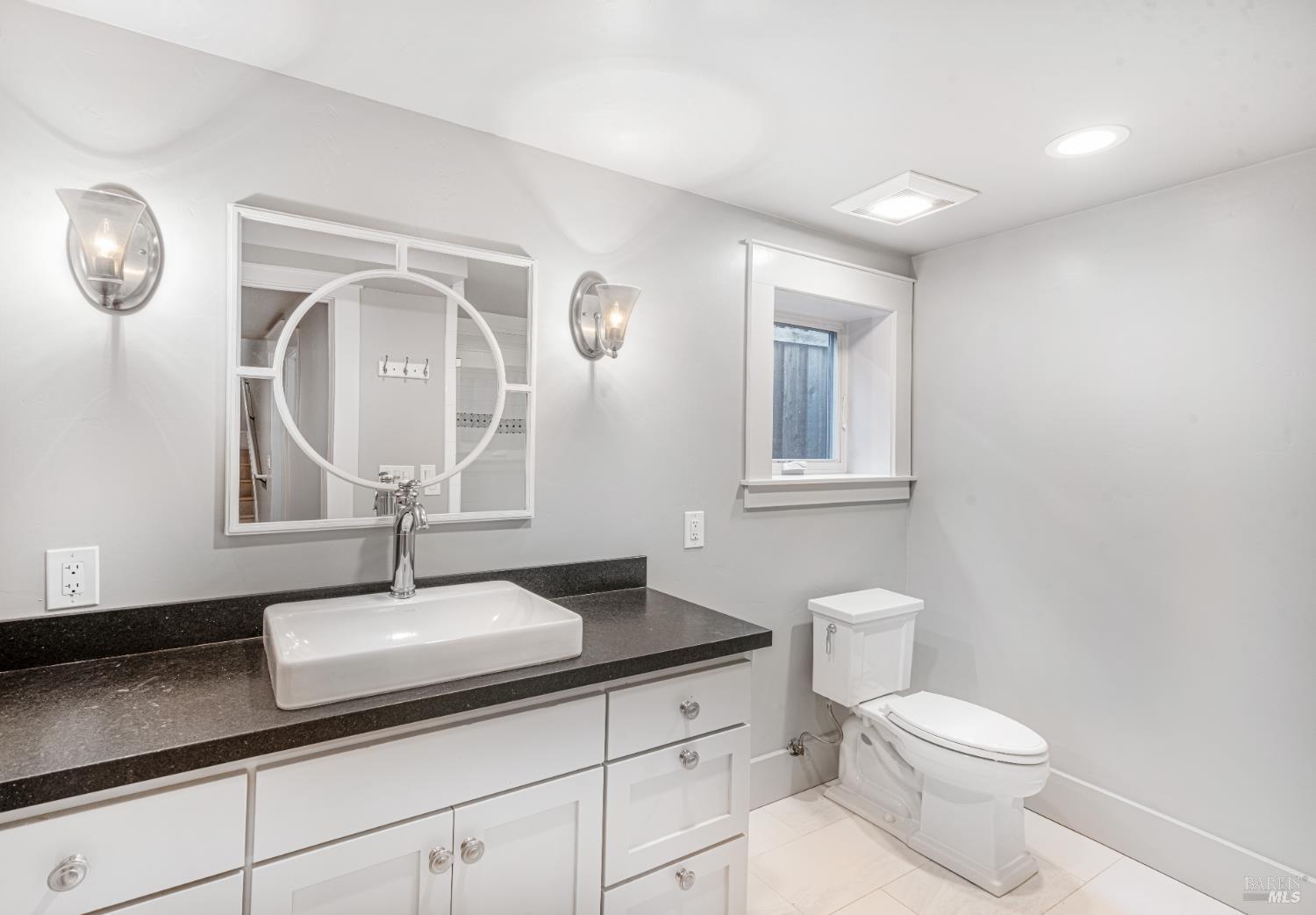Detail Gallery Image 28 of 38 For 753 Humboldt St, Santa Rosa,  CA 95404 - 5 Beds | 3 Baths