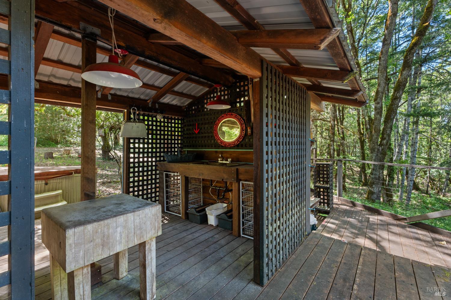 Detail Gallery Image 30 of 40 For 909 Exley Ln, Willits,  CA 95490 - 3 Beds | 2 Baths