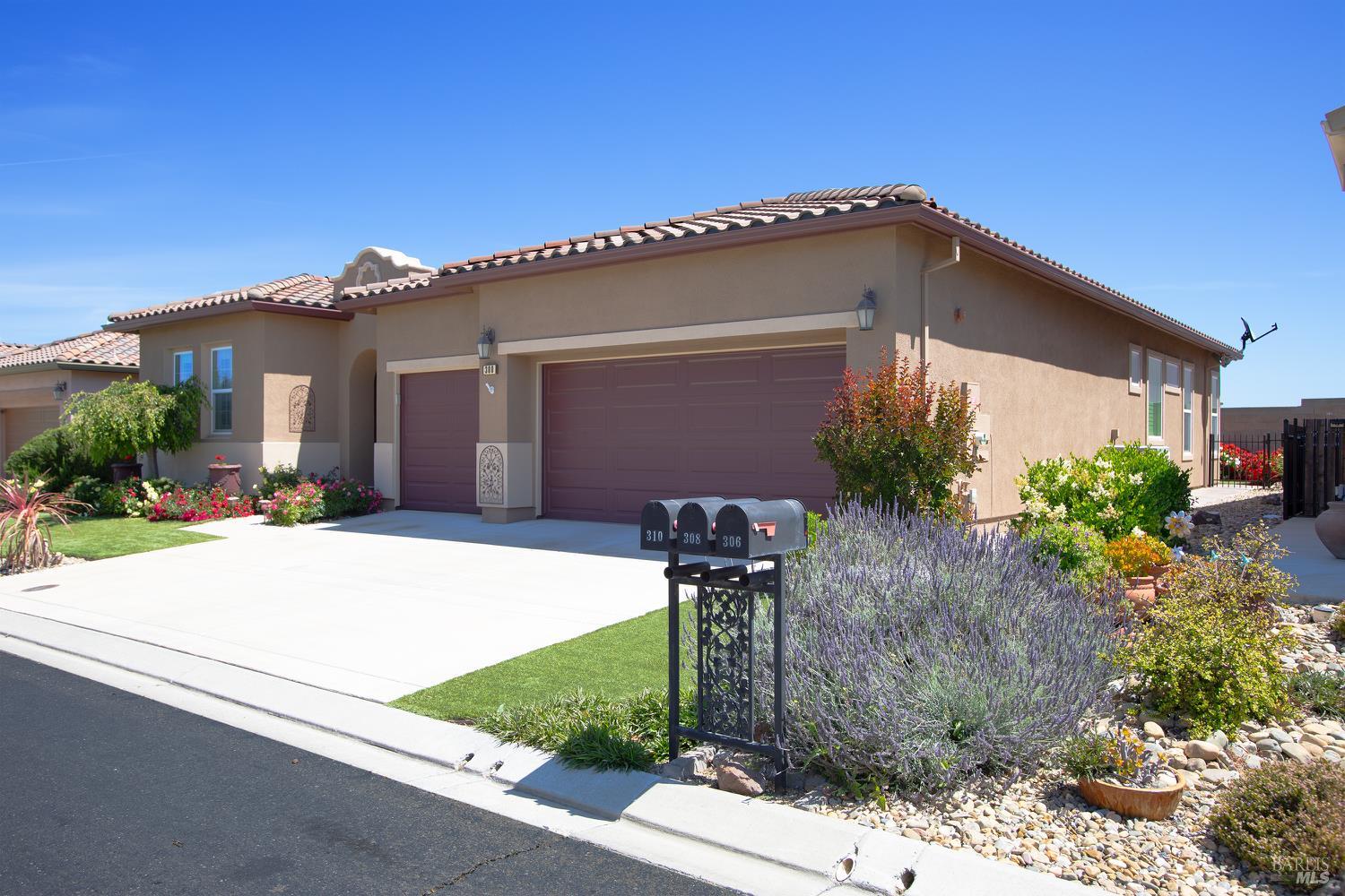 Detail Gallery Image 2 of 43 For 308 American Falls Dr, Rio Vista,  CA 94571 - 2 Beds | 2/1 Baths