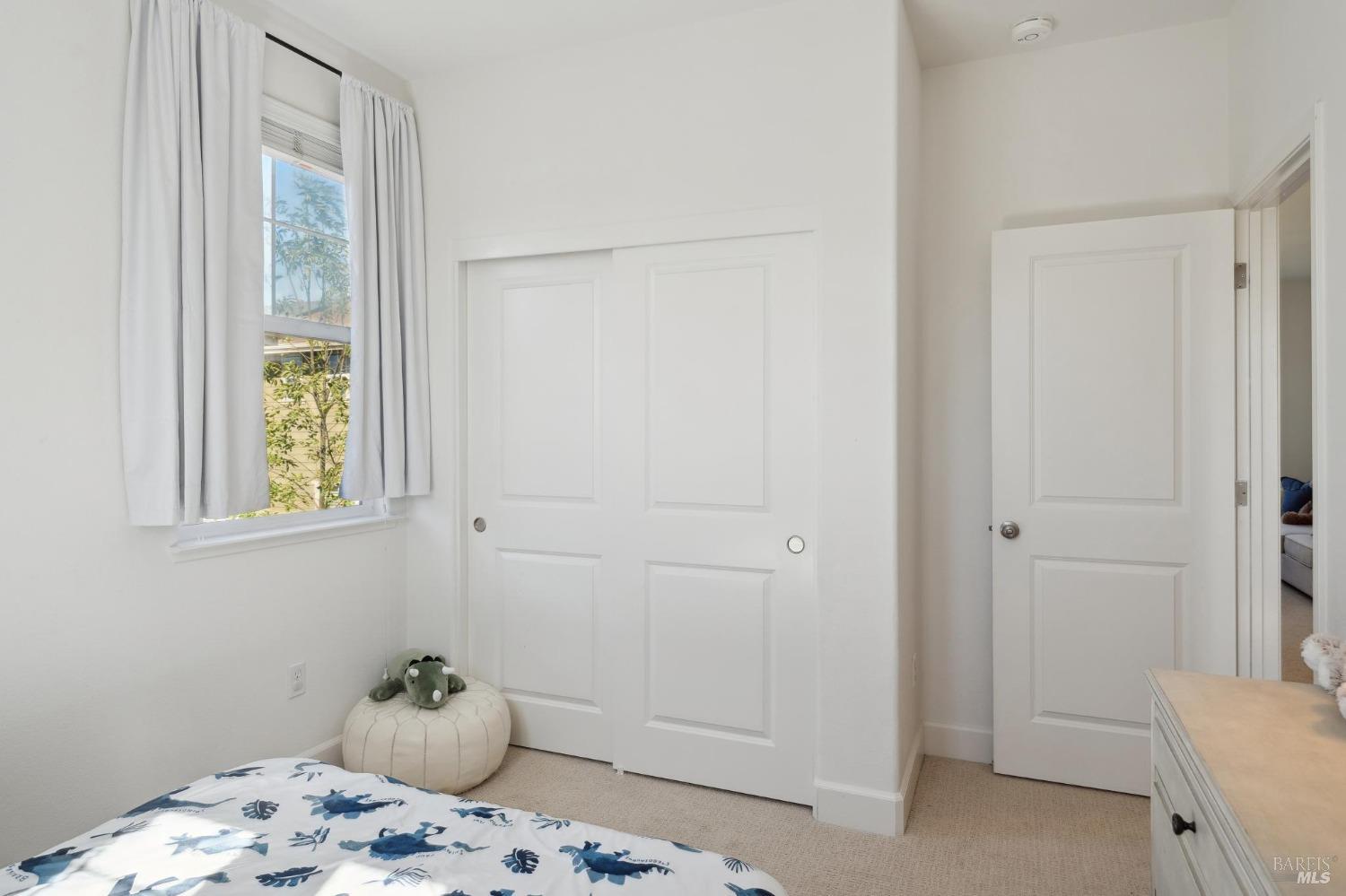 Detail Gallery Image 34 of 51 For 1755 Chinar Dr, Petaluma,  CA 94954 - 4 Beds | 2/1 Baths