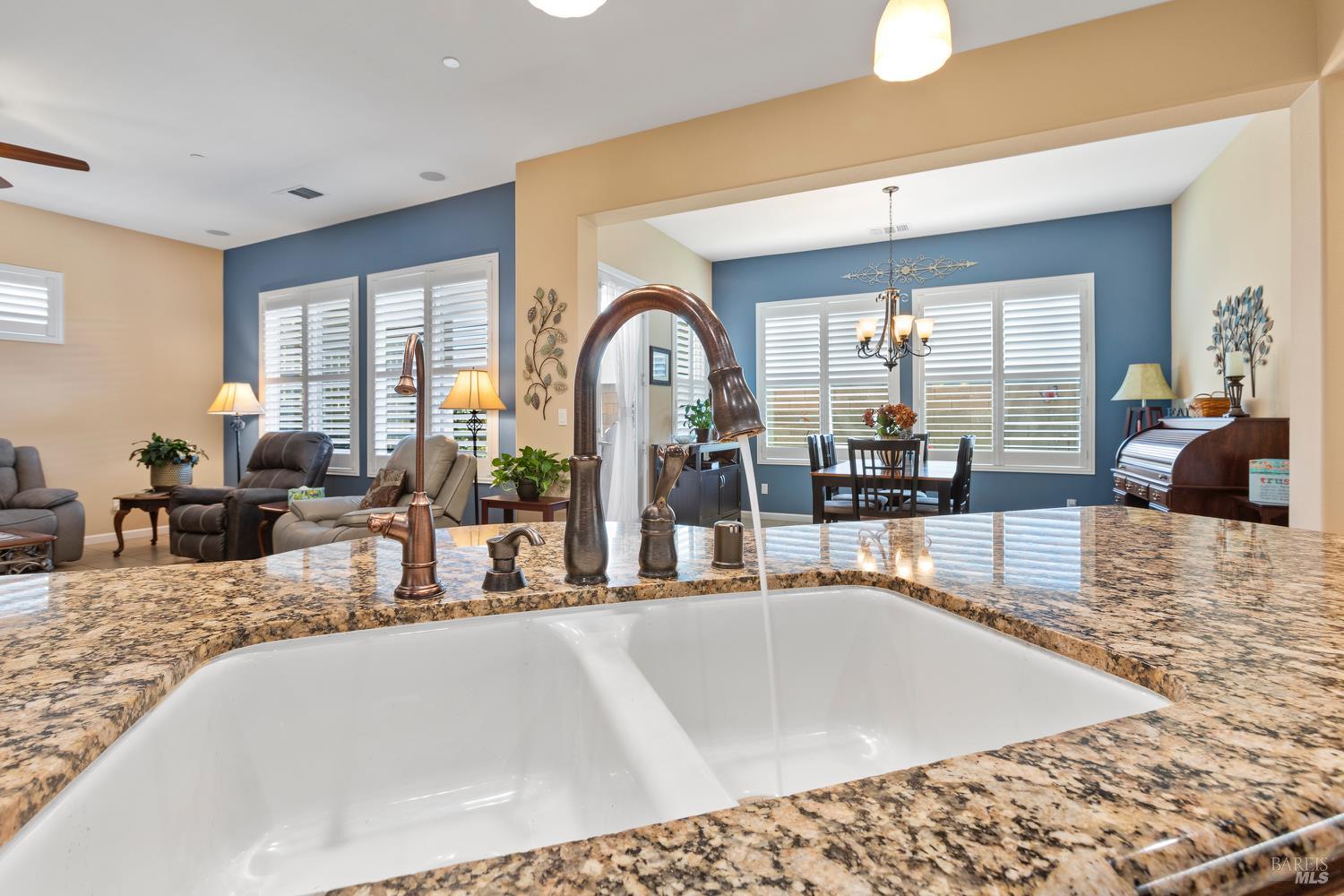 Detail Gallery Image 11 of 43 For 308 American Falls Dr, Rio Vista,  CA 94571 - 2 Beds | 2/1 Baths