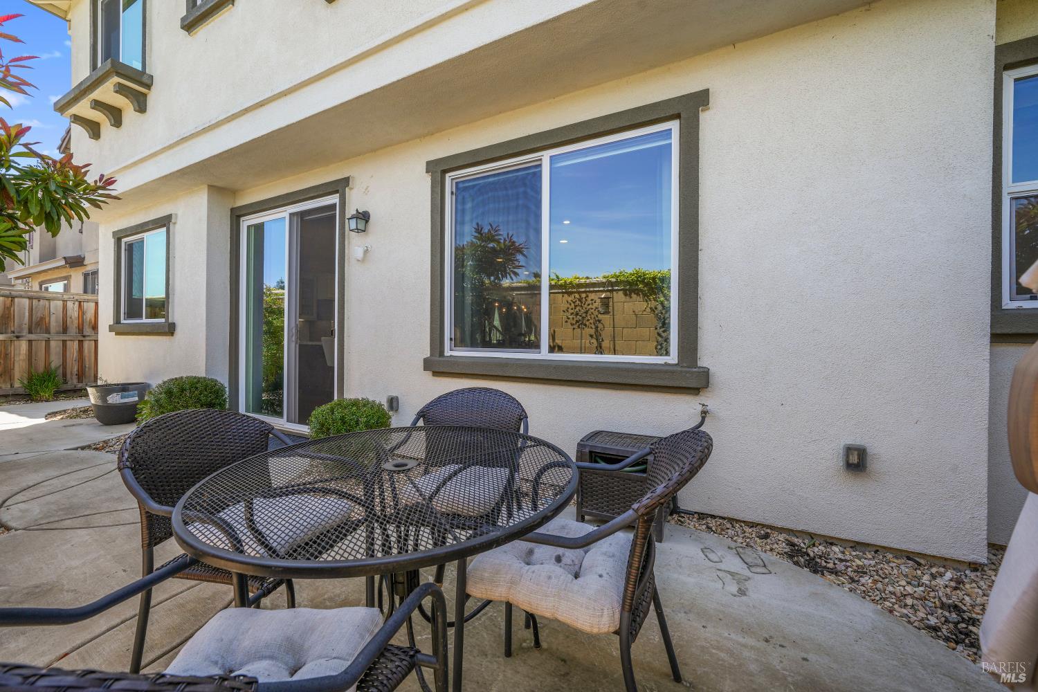 Detail Gallery Image 42 of 45 For 2056 Parsons Dr, Fairfield,  CA 94533 - 4 Beds | 3/1 Baths
