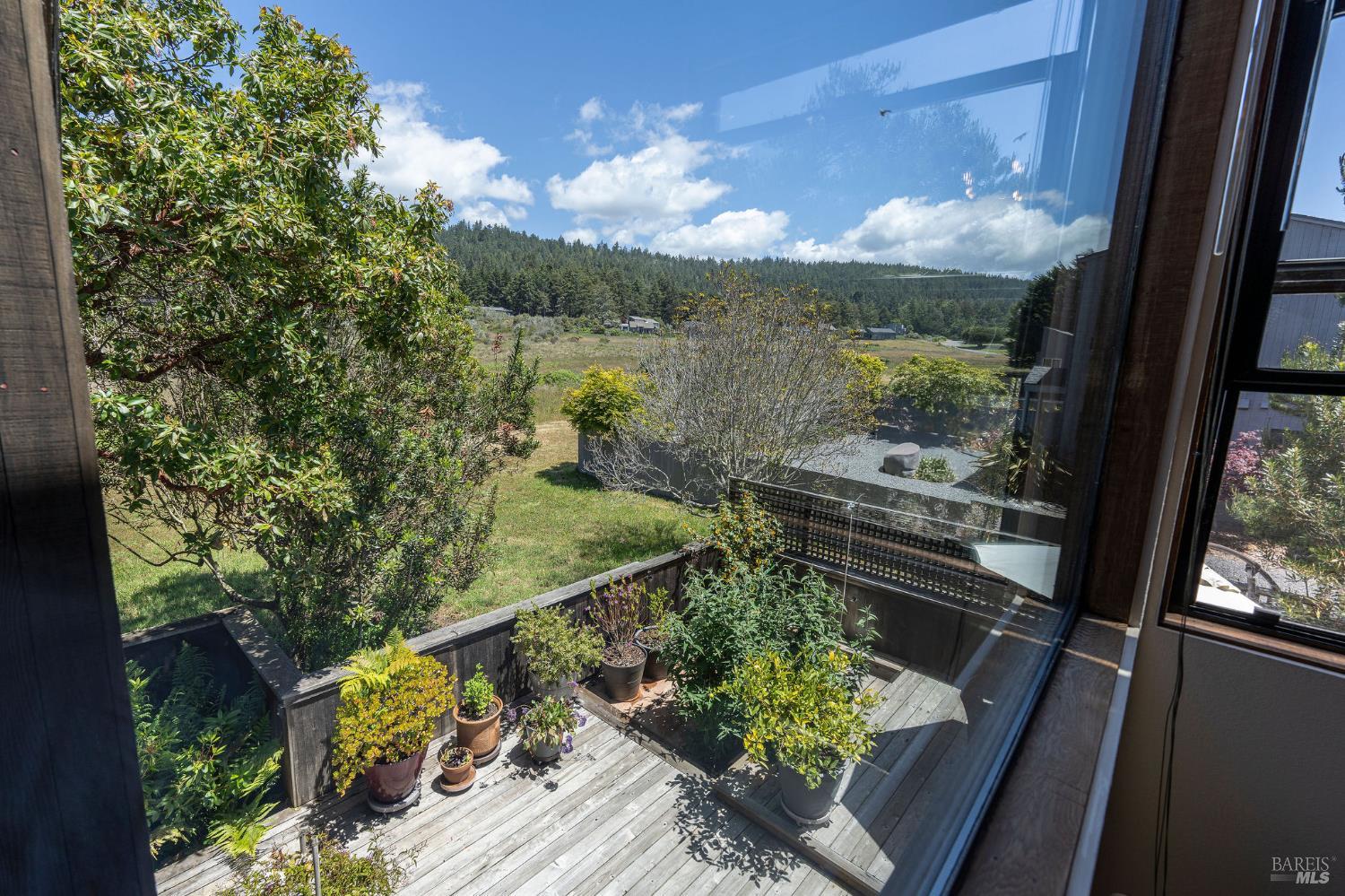 Detail Gallery Image 33 of 46 For 39462 Leeward Rd, The Sea Ranch,  CA 95497 - 2 Beds | 2 Baths