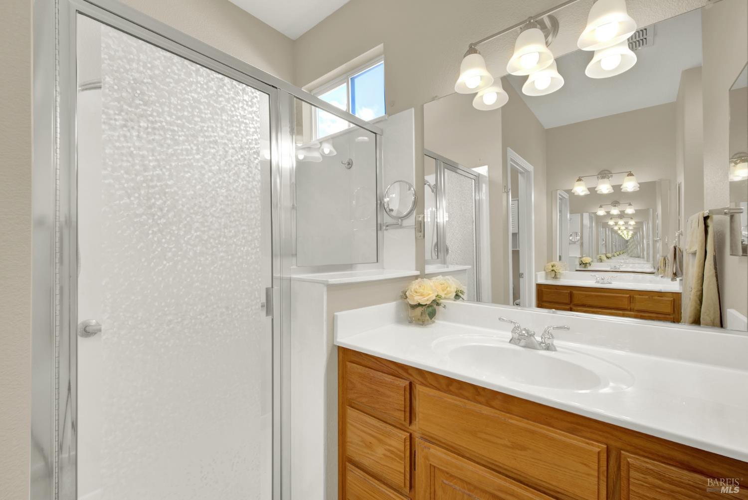 Detail Gallery Image 35 of 62 For 374 Bartlett Ln, Vacaville,  CA 95687 - 3 Beds | 2 Baths