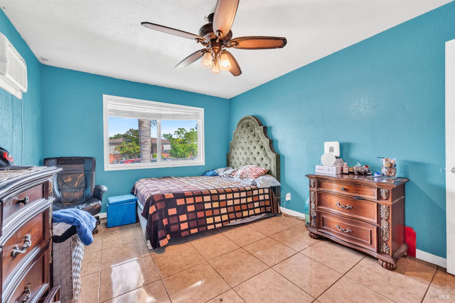 Detail Gallery Image 11 of 38 For 124 Jimno Ave, Pittsburg,  CA 94565 - 2 Beds | 1 Baths