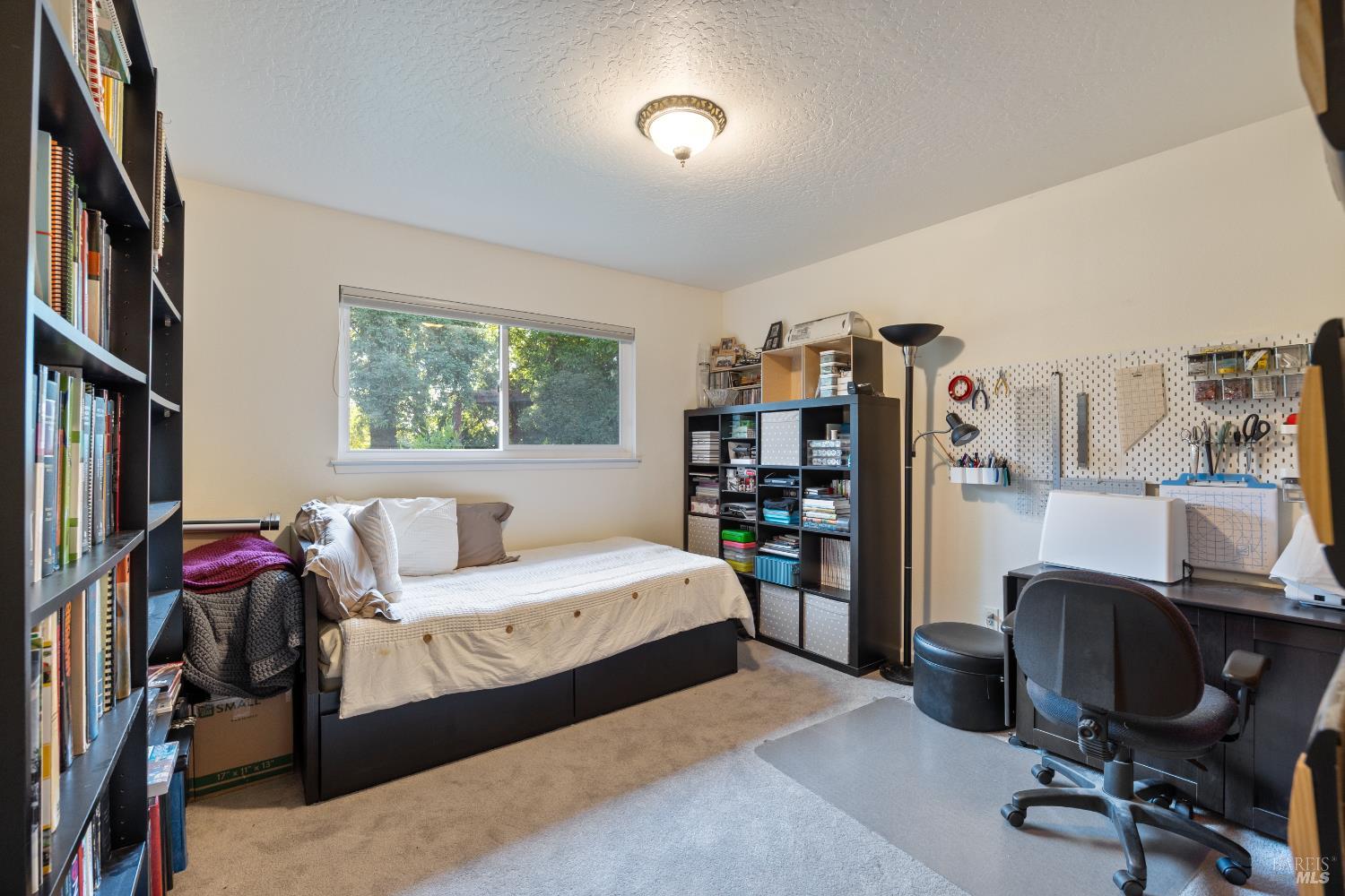 Detail Gallery Image 13 of 42 For 8601 Hyde Rd, Dixon,  CA 95620 - 5 Beds | 5/1 Baths