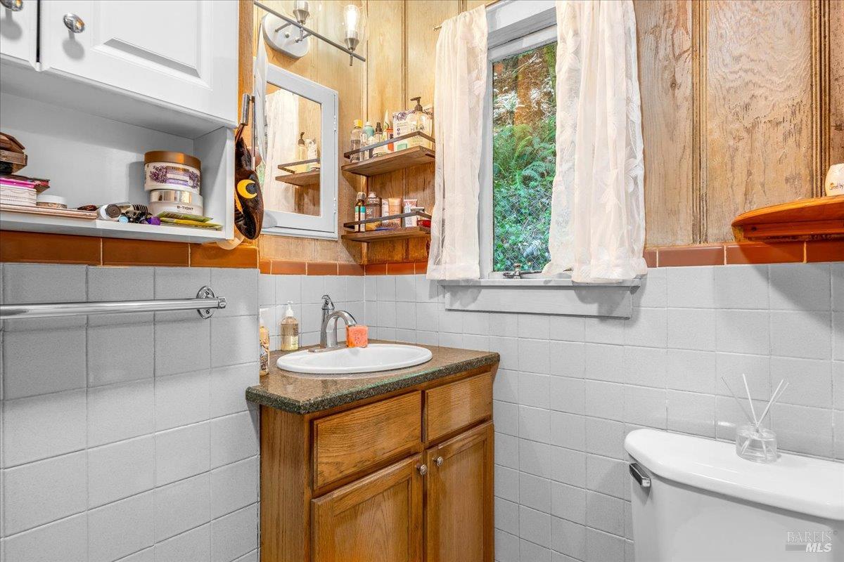 Detail Gallery Image 22 of 28 For 14576 Cherry St, Guerneville,  CA 95446 - 3 Beds | 1 Baths