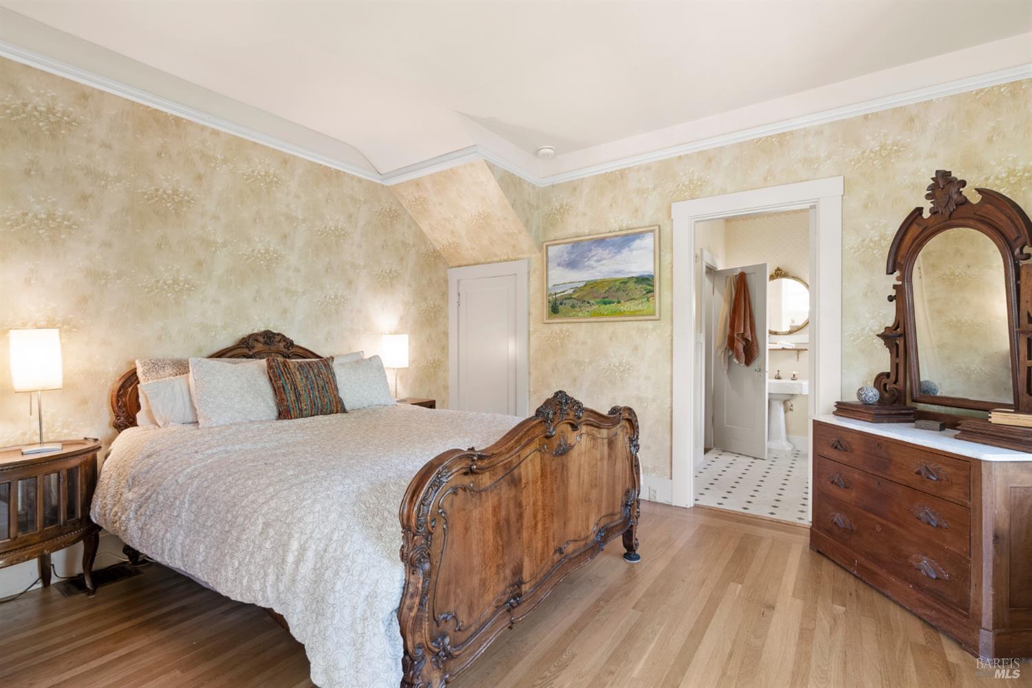Detail Gallery Image 25 of 67 For 150 Bungalow Ave, San Rafael,  CA 94901 - 4 Beds | 2 Baths