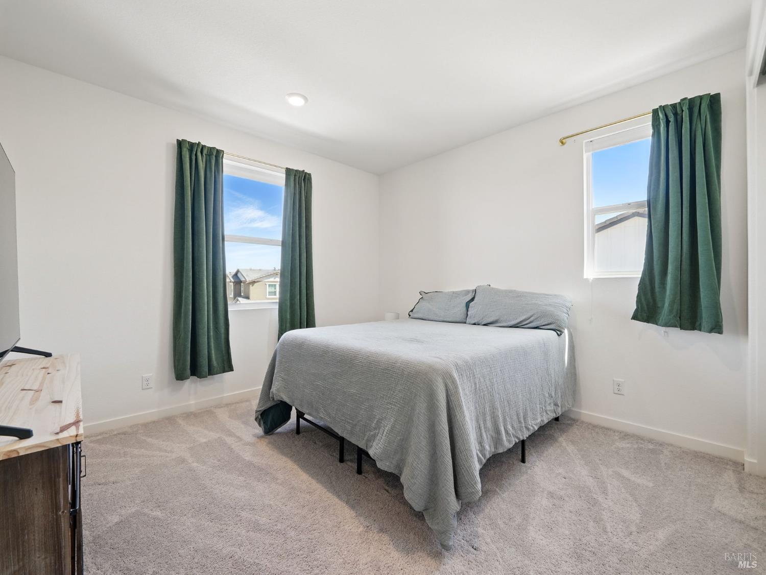 Detail Gallery Image 22 of 50 For 2471 Lake Club Dr, Fairfield,  CA 94533 - 4 Beds | 3 Baths
