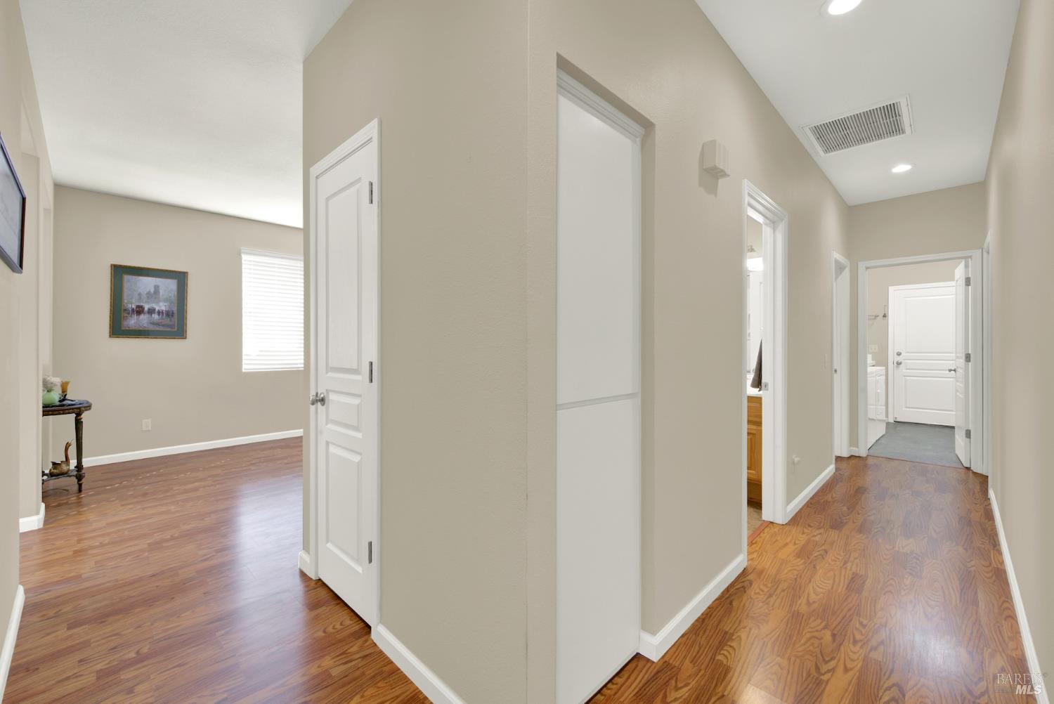 Detail Gallery Image 29 of 62 For 374 Bartlett Ln, Vacaville,  CA 95687 - 3 Beds | 2 Baths