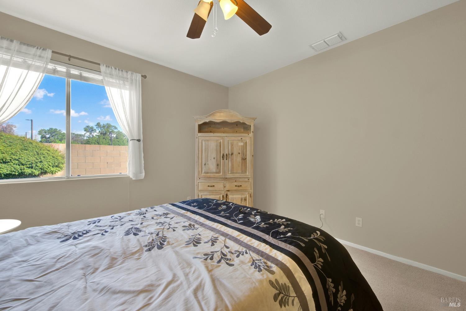 Detail Gallery Image 31 of 62 For 374 Bartlett Ln, Vacaville,  CA 95687 - 3 Beds | 2 Baths