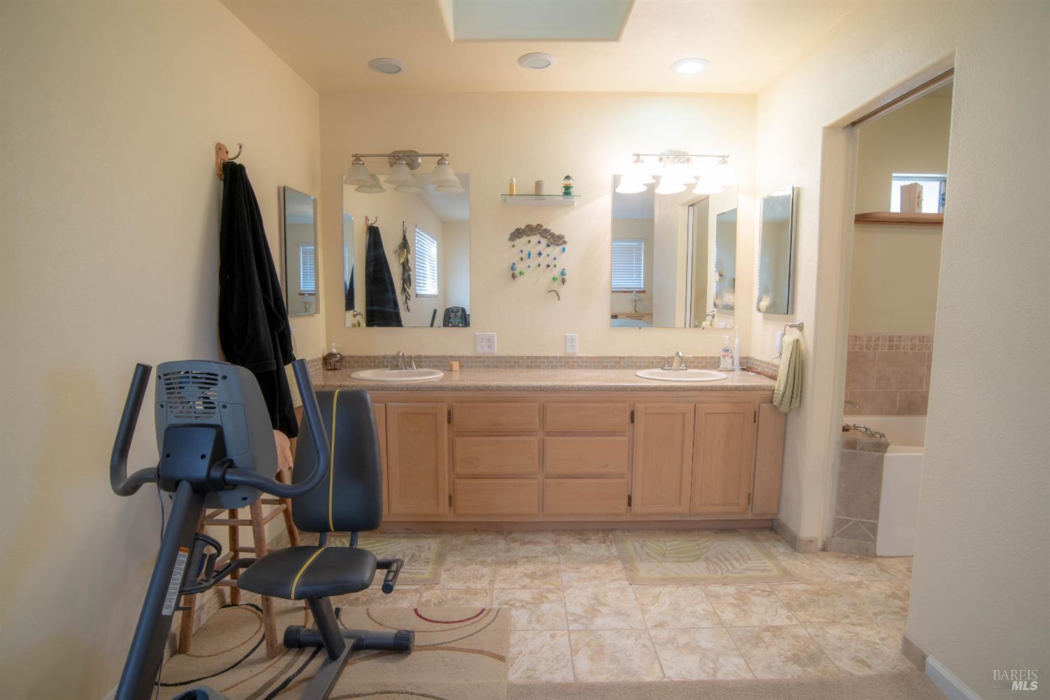 Detail Gallery Image 49 of 96 For 10507 Witter Springs Rd, Witter Springs,  CA 95493 - 4 Beds | 4/1 Baths