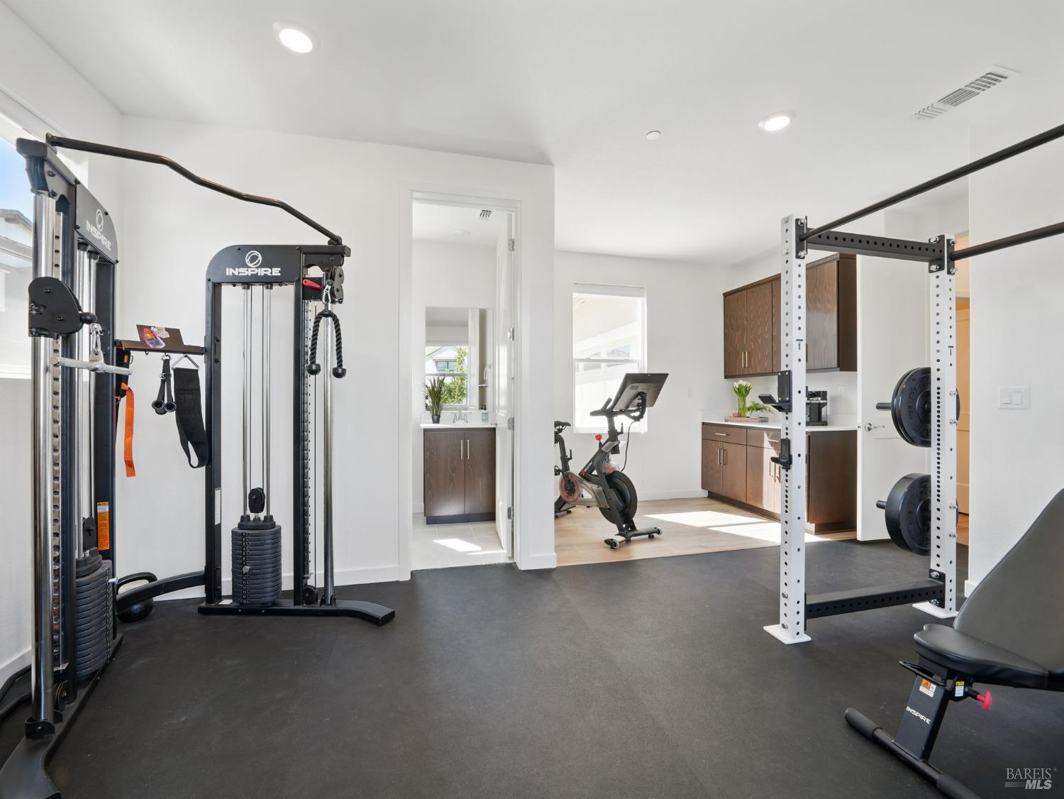 Detail Gallery Image 32 of 50 For 2471 Lake Club Dr, Fairfield,  CA 94533 - 4 Beds | 3 Baths