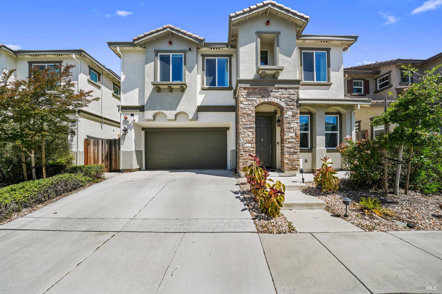 Detail Gallery Image 1 of 45 For 2056 Parsons Dr, Fairfield,  CA 94533 - 4 Beds | 3/1 Baths