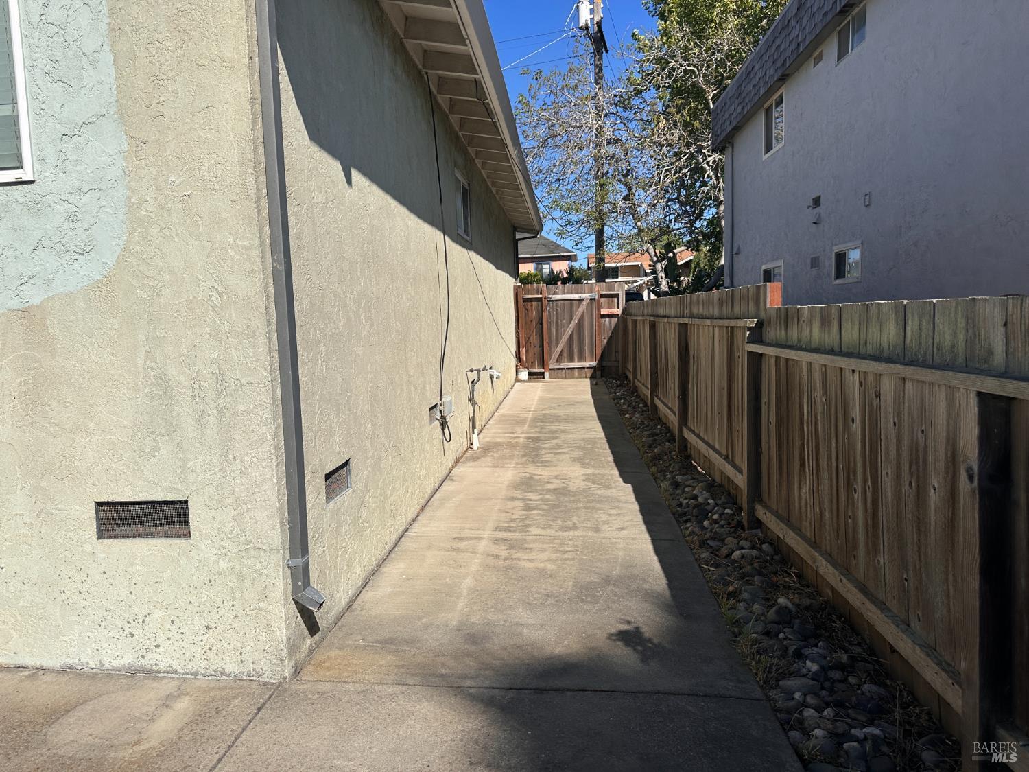 Detail Gallery Image 17 of 17 For 221 Evans Ave, Vallejo,  CA 94590 - 2 Beds | 1 Baths