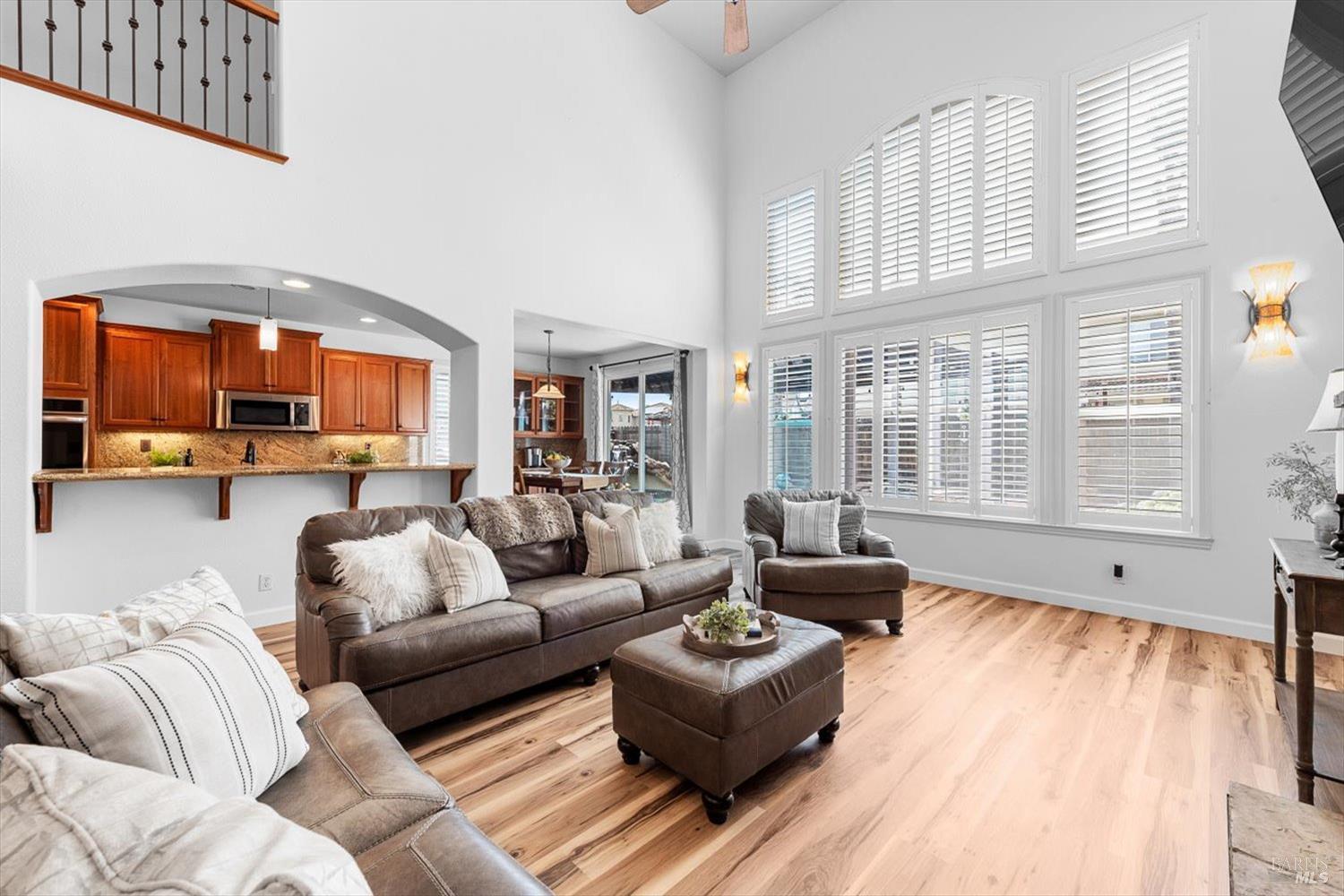 Detail Gallery Image 24 of 99 For 201 Red Pheasant Dr, Vacaville,  CA 95687 - 5 Beds | 3/1 Baths