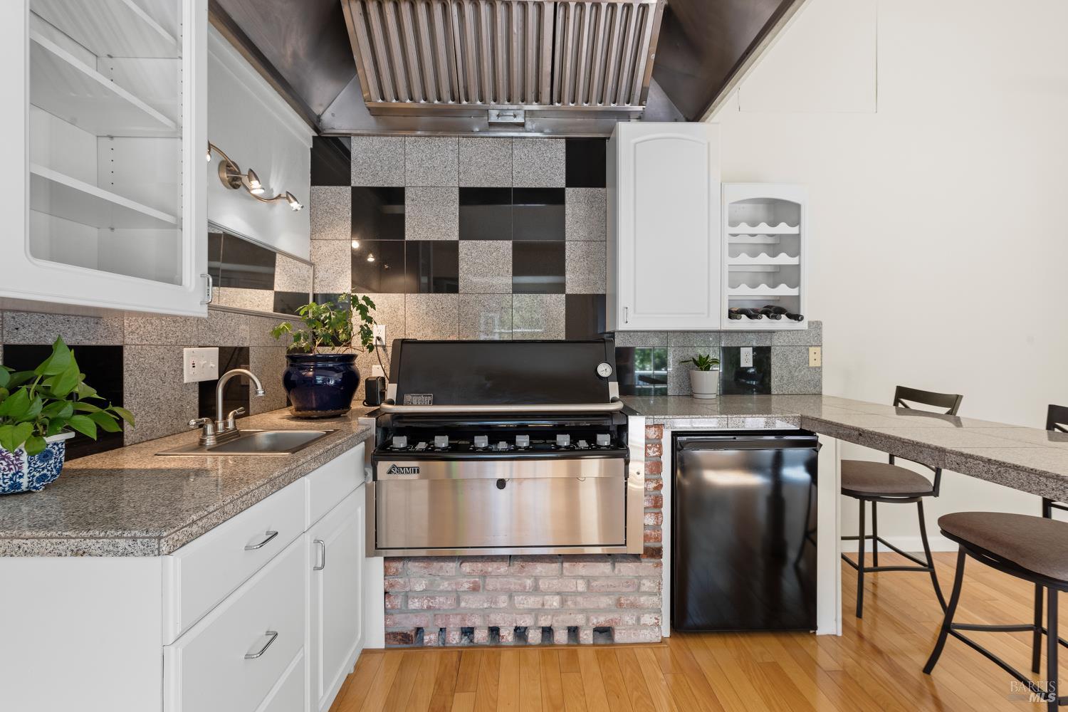 Detail Gallery Image 20 of 57 For 5968 Yerba Buena Rd, Santa Rosa,  CA 95409 - 3 Beds | 2 Baths