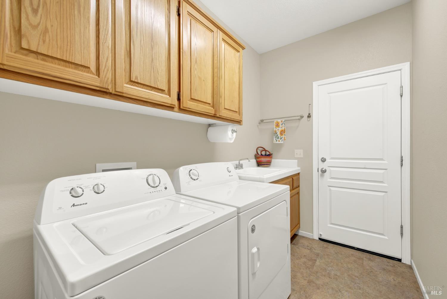 Detail Gallery Image 47 of 62 For 374 Bartlett Ln, Vacaville,  CA 95687 - 3 Beds | 2 Baths
