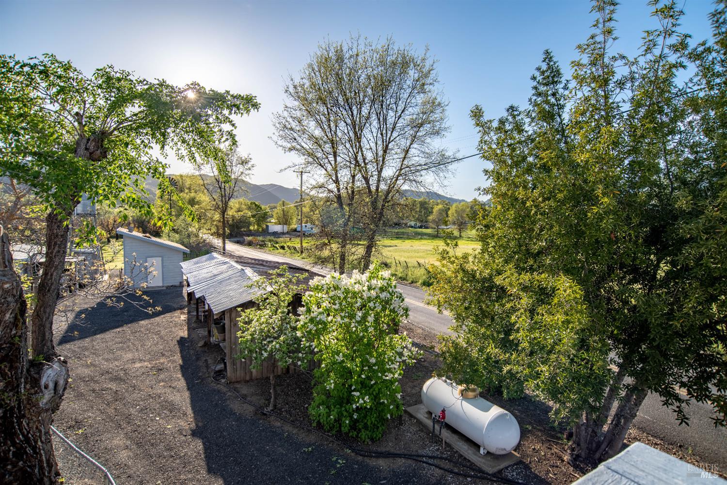 Detail Gallery Image 41 of 96 For 10507 Witter Springs Rd, Witter Springs,  CA 95493 - 4 Beds | 4/1 Baths