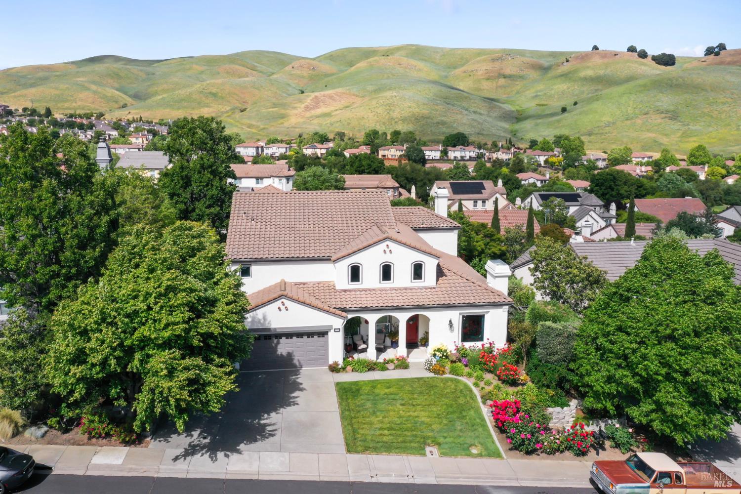 Detail Gallery Image 4 of 66 For 1261 Landmark Dr, Vallejo,  CA 94591 - 6 Beds | 4 Baths