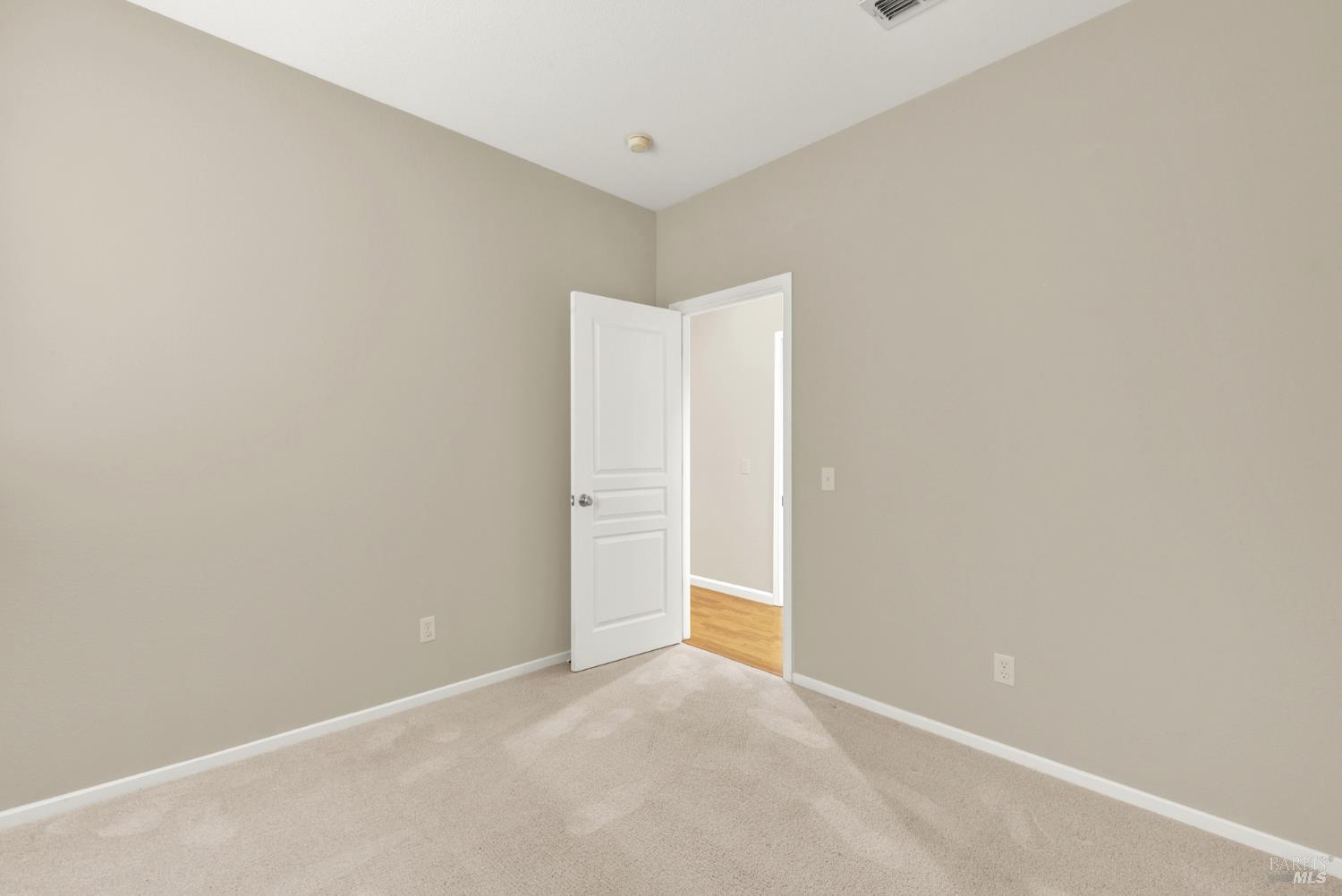 Detail Gallery Image 46 of 62 For 374 Bartlett Ln, Vacaville,  CA 95687 - 3 Beds | 2 Baths