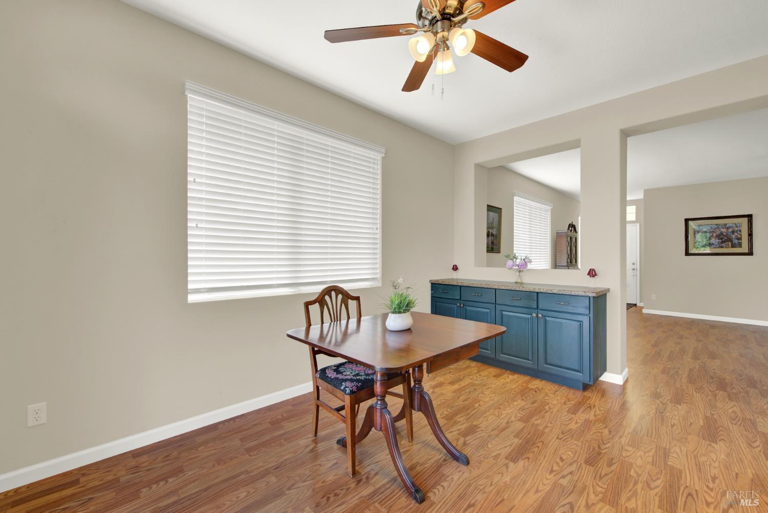 Detail Gallery Image 19 of 62 For 374 Bartlett Ln, Vacaville,  CA 95687 - 3 Beds | 2 Baths