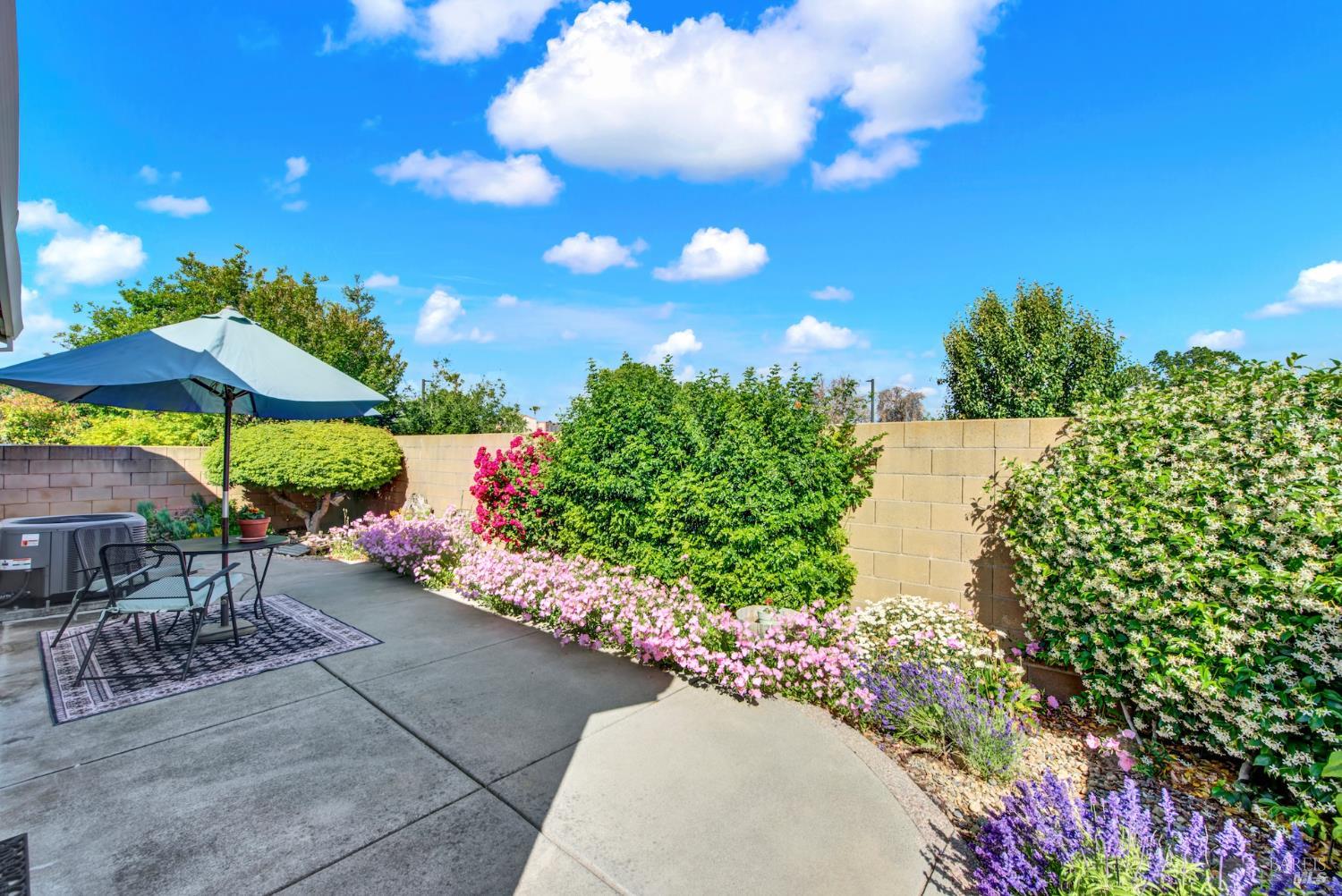 Detail Gallery Image 53 of 62 For 374 Bartlett Ln, Vacaville,  CA 95687 - 3 Beds | 2 Baths