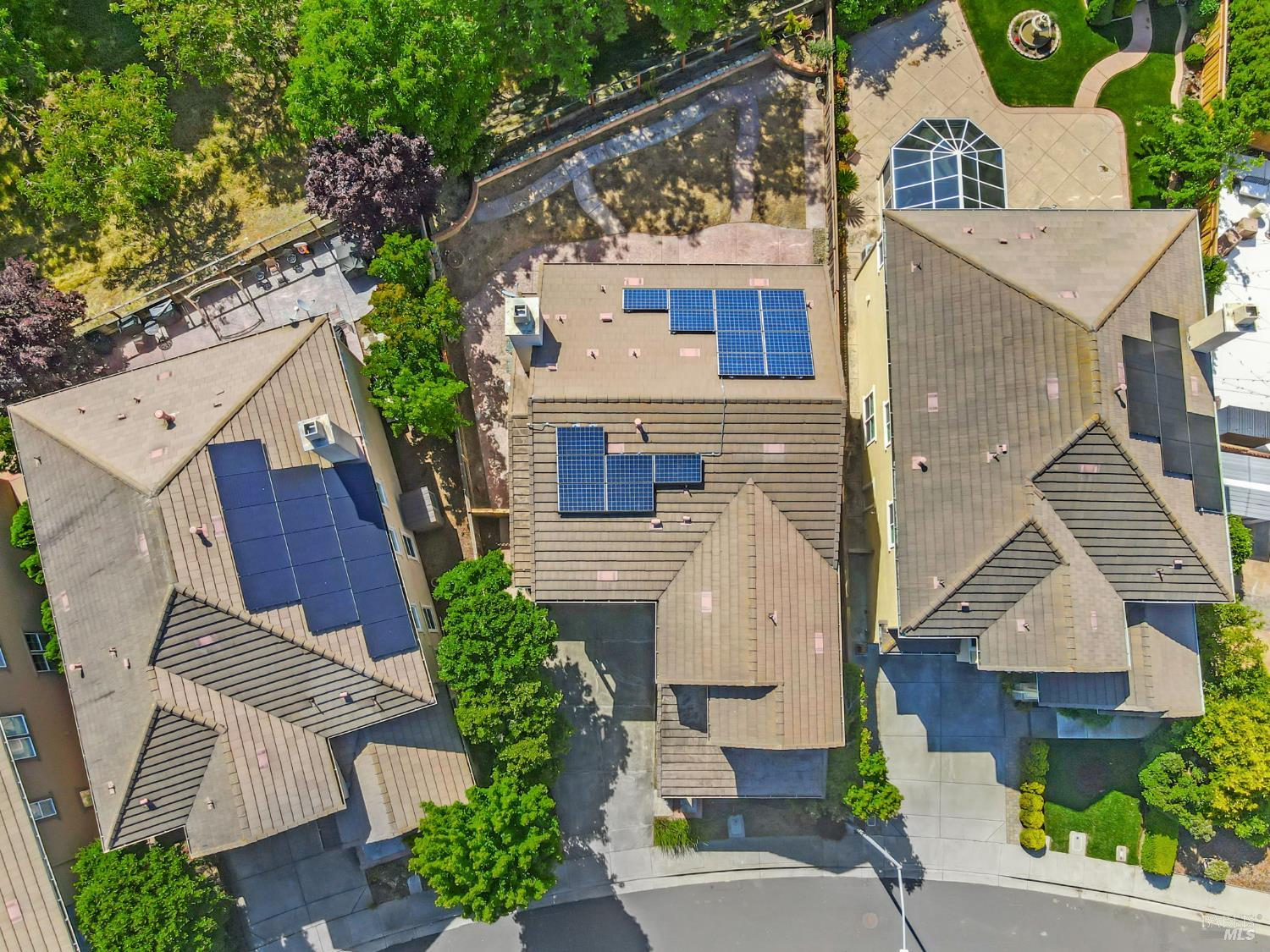 Detail Gallery Image 49 of 62 For 7296 Willow Creek Cir, Vallejo,  CA 94591 - 5 Beds | 3 Baths