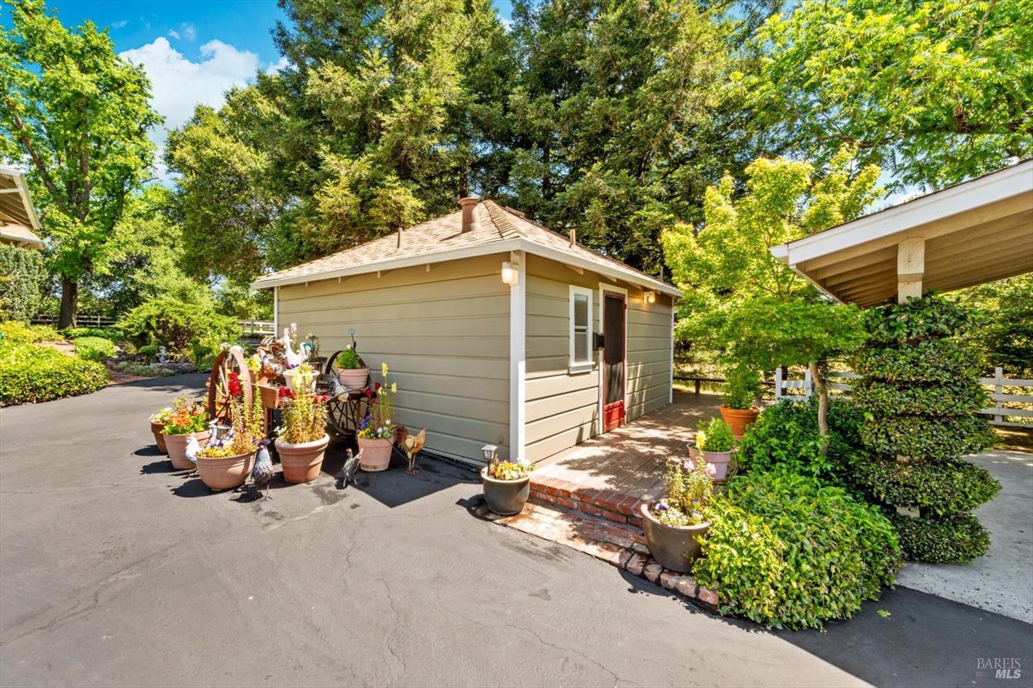 Detail Gallery Image 82 of 88 For 2297 1st Ave, Napa,  CA 94558 - 3 Beds | 3 Baths