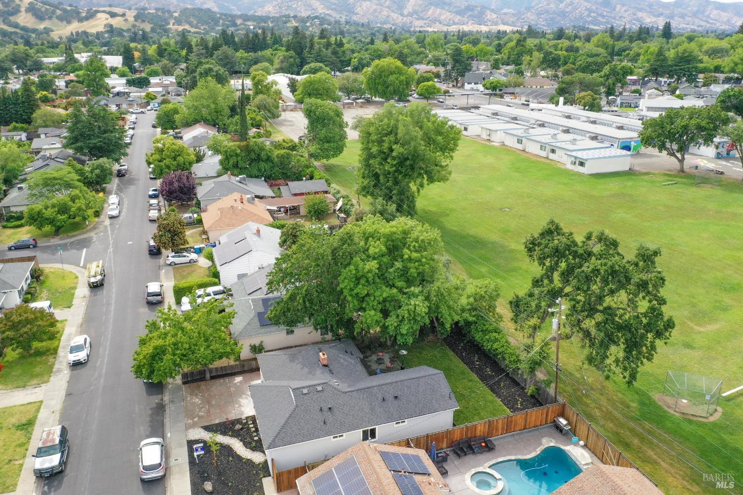 Detail Gallery Image 47 of 50 For 122 Laurel St, Vacaville,  CA 95688 - 3 Beds | 2 Baths