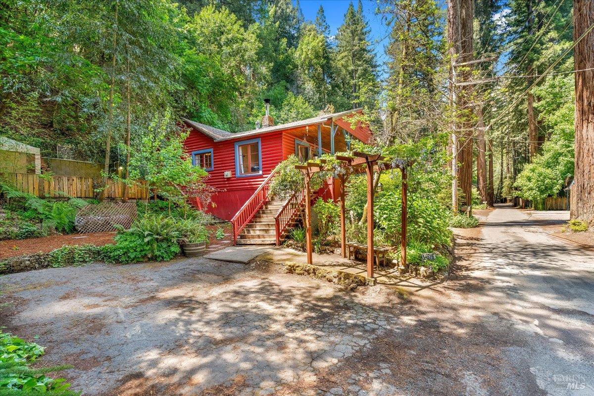 Detail Gallery Image 1 of 28 For 14576 Cherry St, Guerneville,  CA 95446 - 3 Beds | 1 Baths