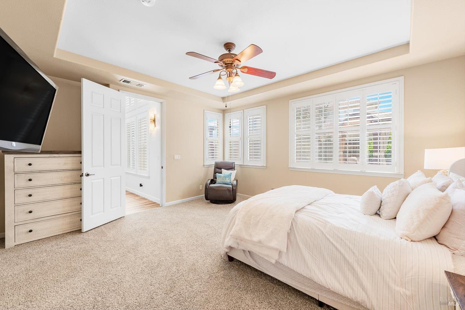 Detail Gallery Image 40 of 99 For 201 Red Pheasant Dr, Vacaville,  CA 95687 - 5 Beds | 3/1 Baths