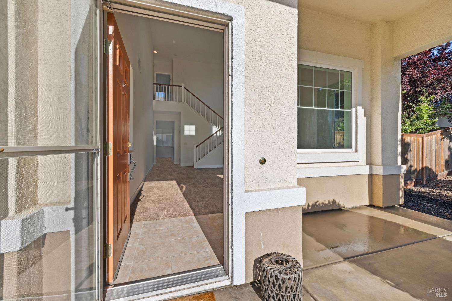 Detail Gallery Image 3 of 38 For 5151 Freitas Pl, Fairfield,  CA 94533 - 5 Beds | 3 Baths