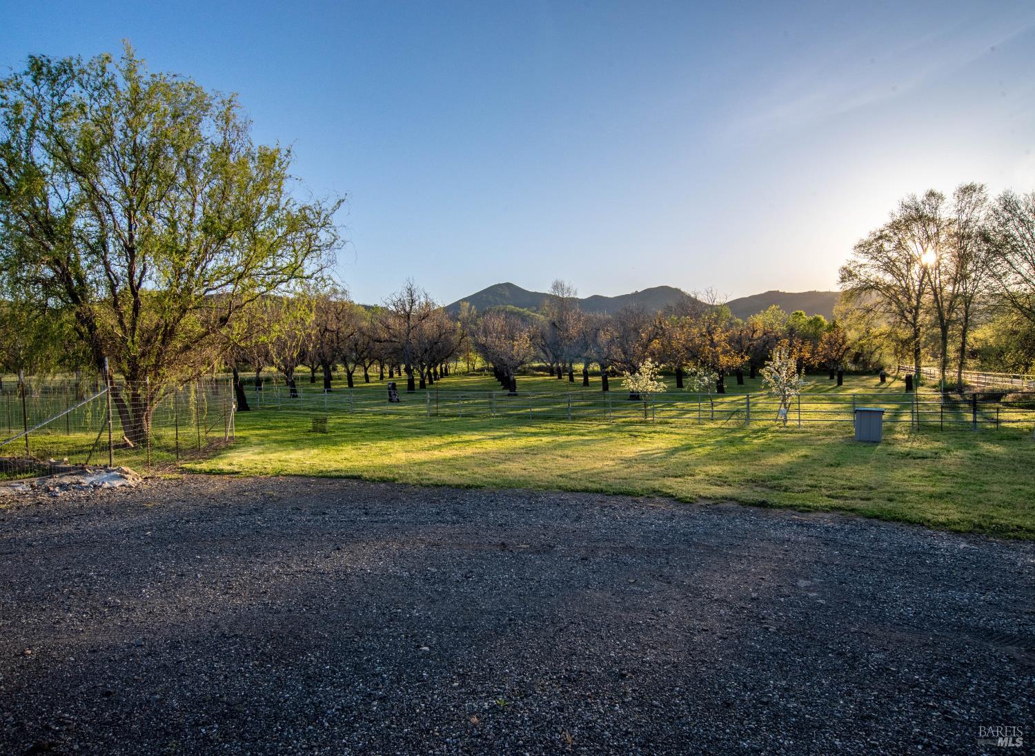 Detail Gallery Image 83 of 96 For 10507 Witter Springs Rd, Witter Springs,  CA 95493 - 4 Beds | 4/1 Baths