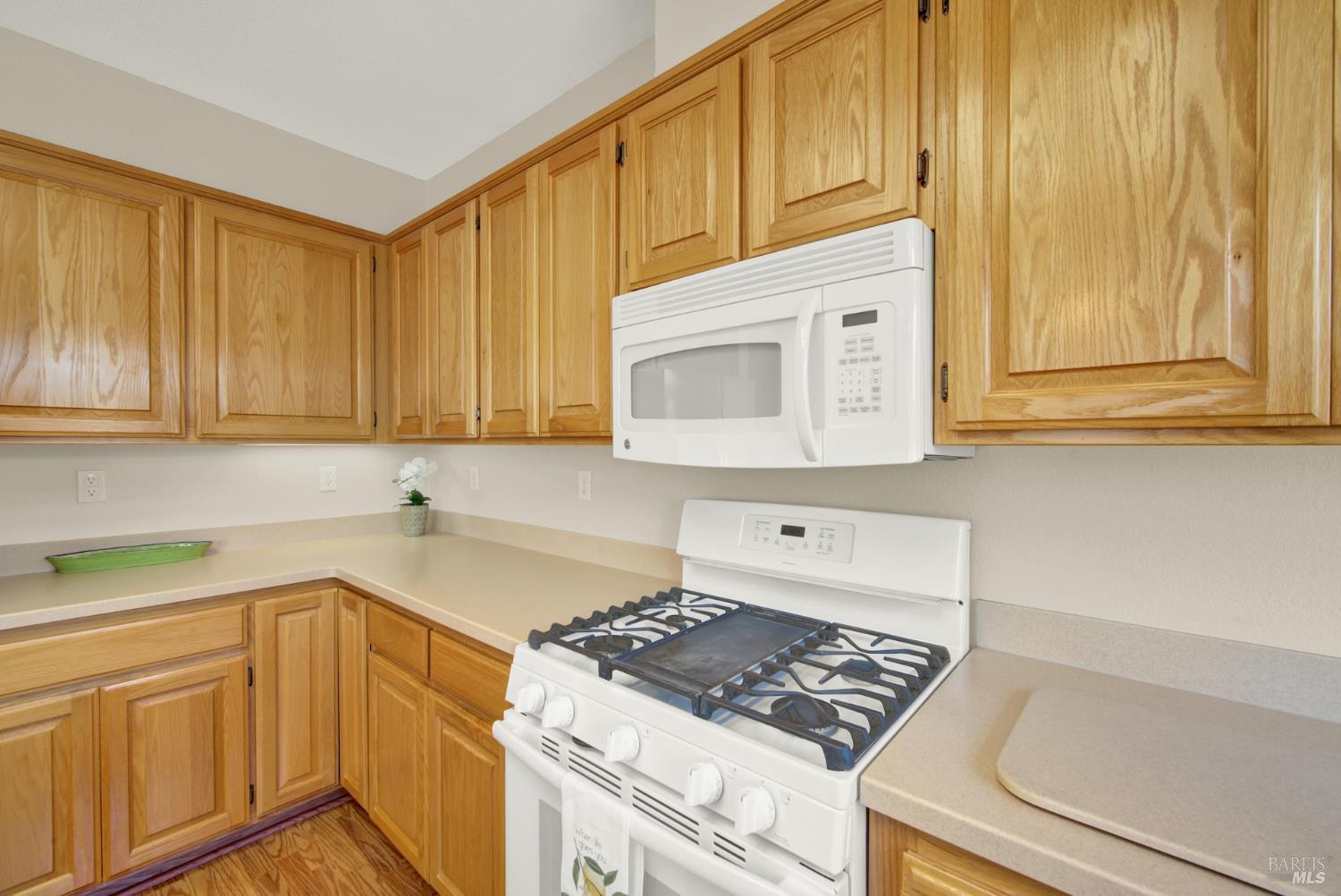 Detail Gallery Image 28 of 62 For 374 Bartlett Ln, Vacaville,  CA 95687 - 3 Beds | 2 Baths