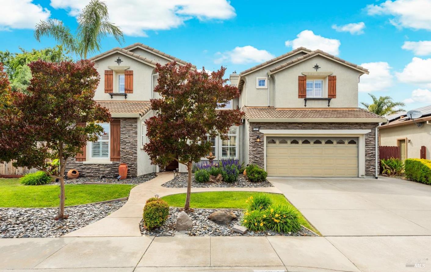 Detail Gallery Image 2 of 99 For 201 Red Pheasant Dr, Vacaville,  CA 95687 - 5 Beds | 3/1 Baths