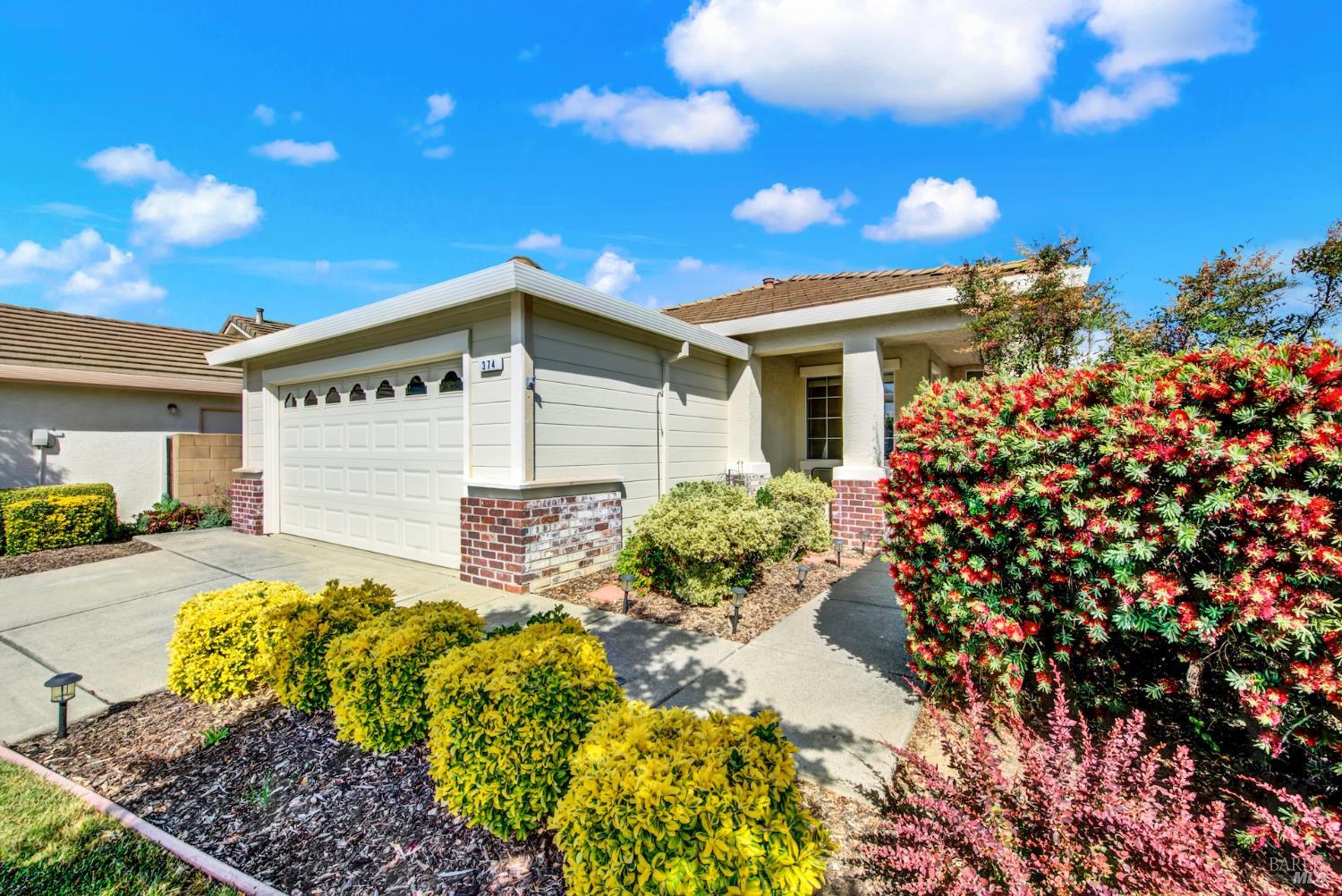 Detail Gallery Image 10 of 62 For 374 Bartlett Ln, Vacaville,  CA 95687 - 3 Beds | 2 Baths
