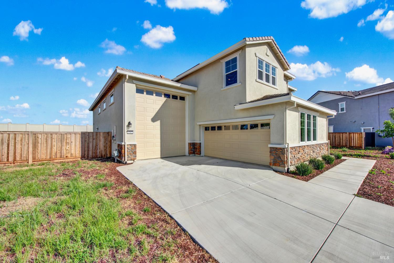 Detail Gallery Image 4 of 48 For 1565 Halsey Ct, Dixon,  CA 95620 - 4 Beds | 3 Baths