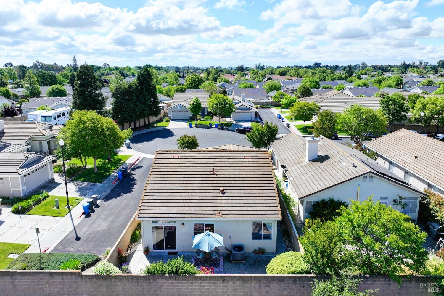 Detail Gallery Image 49 of 62 For 374 Bartlett Ln, Vacaville,  CA 95687 - 3 Beds | 2 Baths