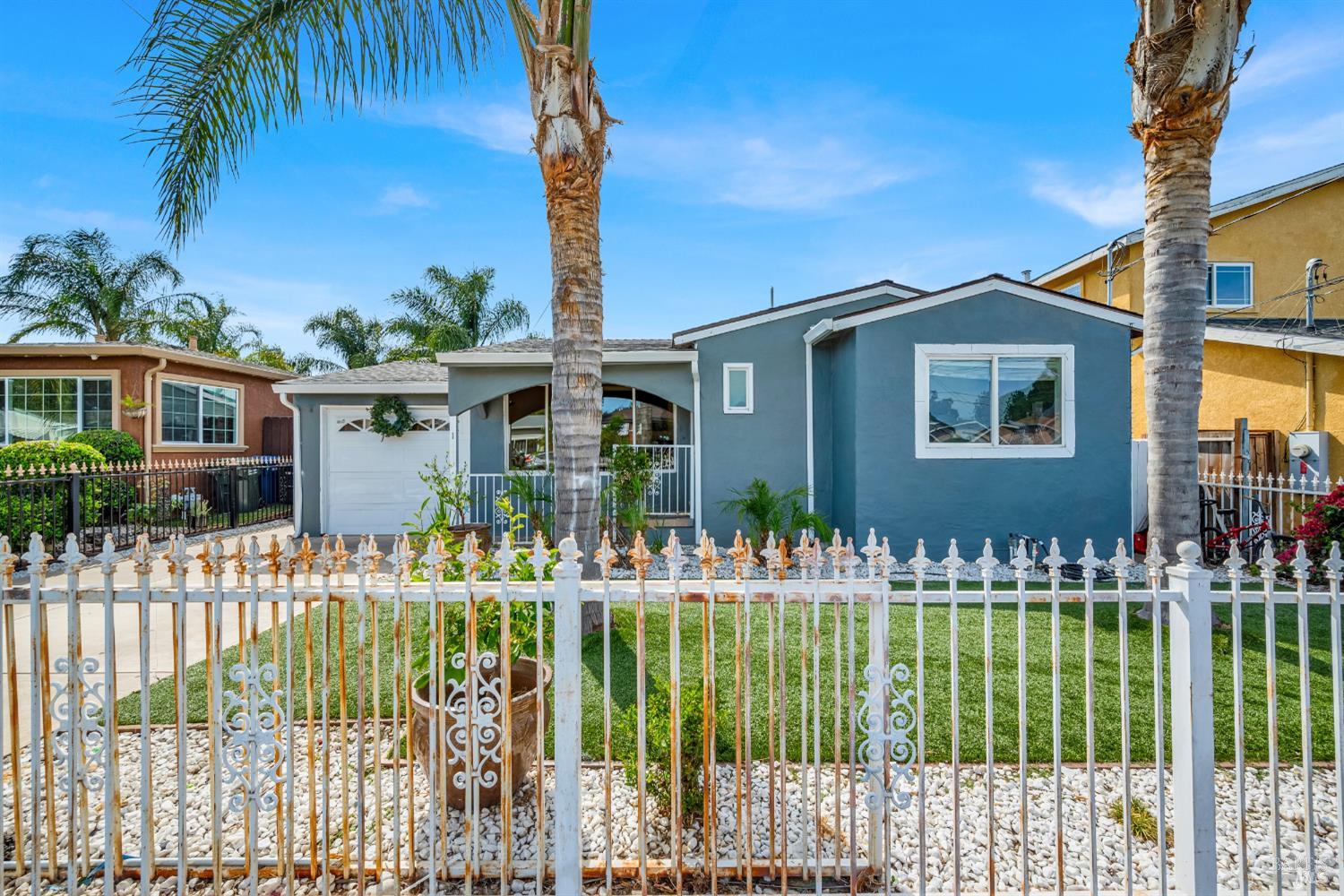 Detail Gallery Image 1 of 38 For 124 Jimno Ave, Pittsburg,  CA 94565 - 2 Beds | 1 Baths