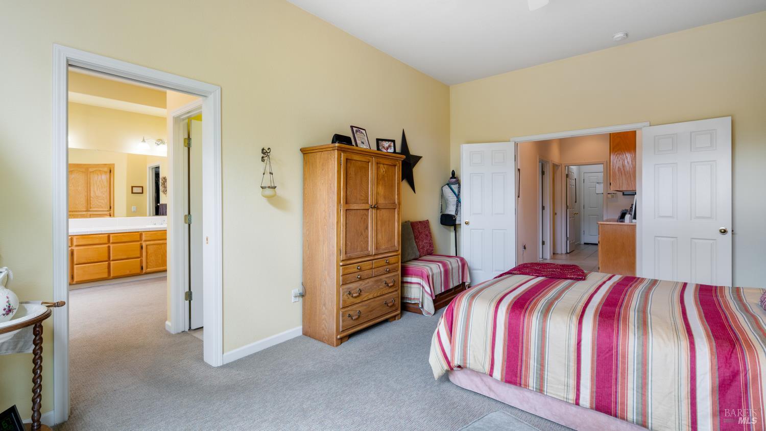 Detail Gallery Image 28 of 61 For 2001 Timberline Ln, Petaluma,  CA 94954 - 4 Beds | 2 Baths