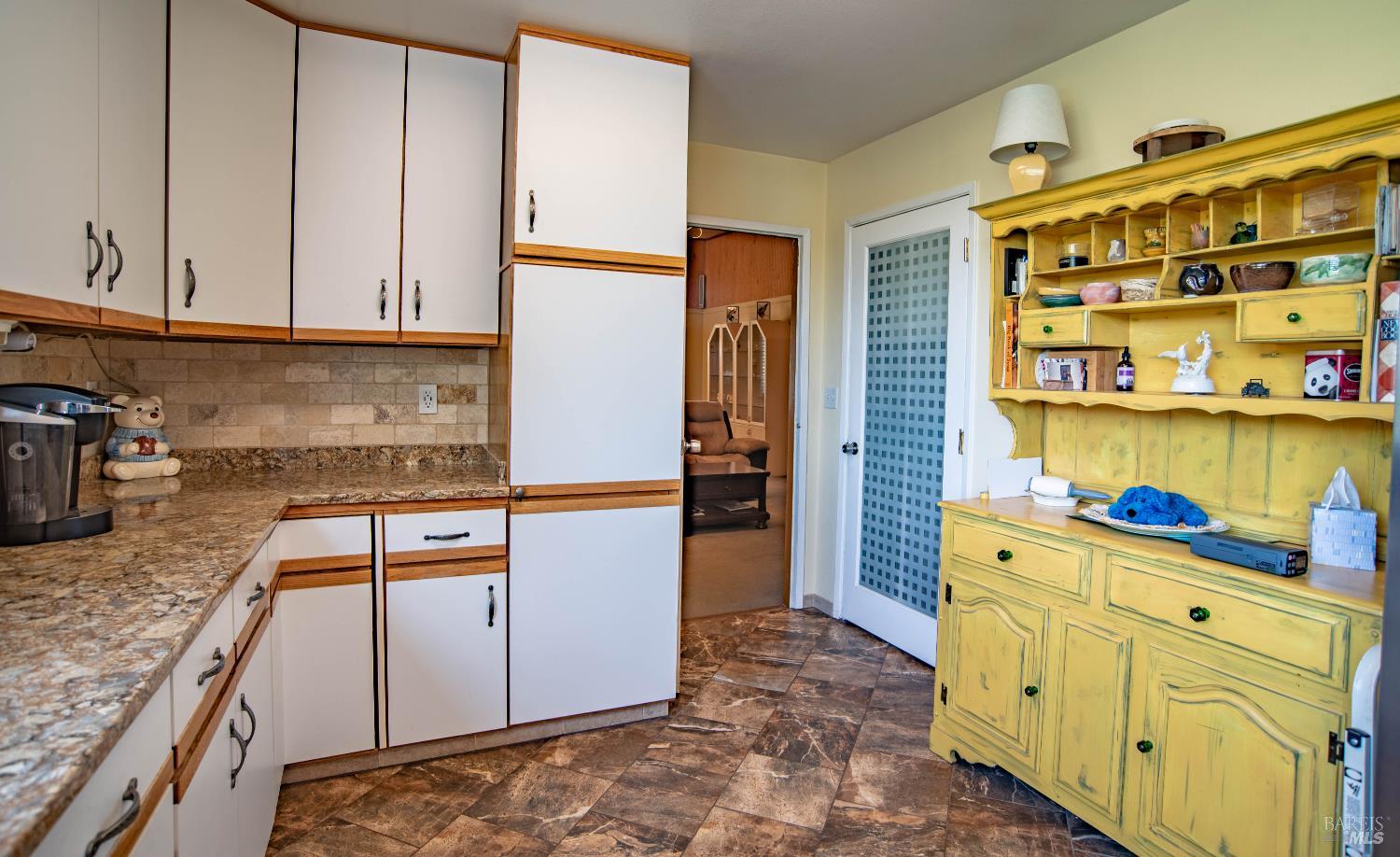 Detail Gallery Image 12 of 96 For 10507 Witter Springs Rd, Witter Springs,  CA 95493 - 4 Beds | 4/1 Baths