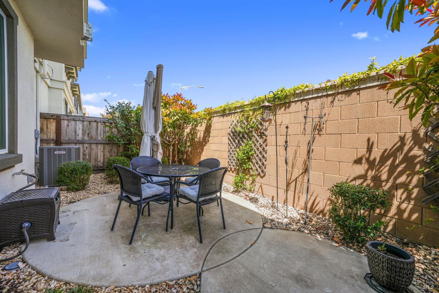Detail Gallery Image 40 of 45 For 2056 Parsons Dr, Fairfield,  CA 94533 - 4 Beds | 3/1 Baths