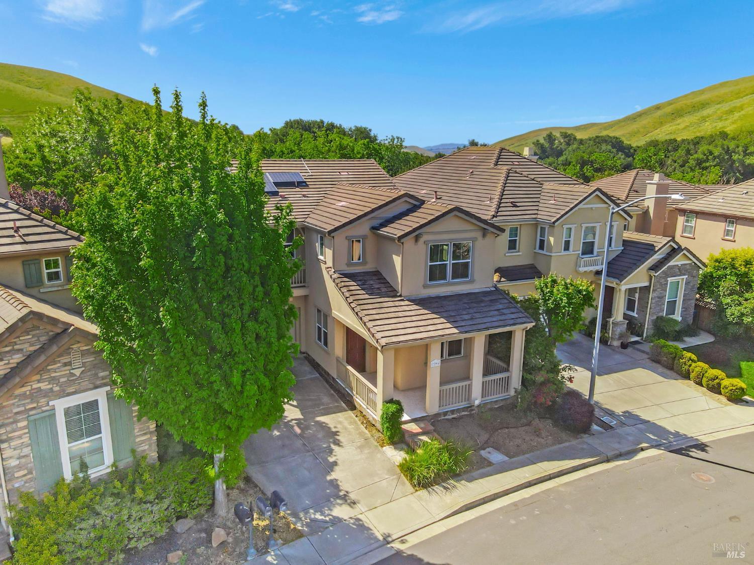 Detail Gallery Image 46 of 62 For 7296 Willow Creek Cir, Vallejo,  CA 94591 - 5 Beds | 3 Baths