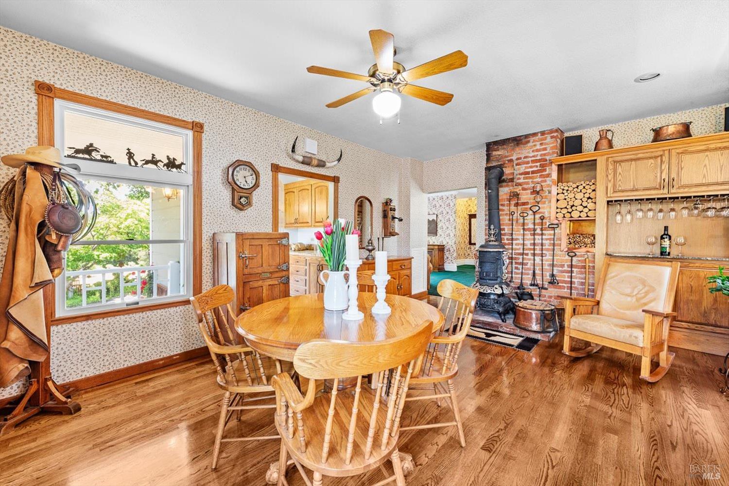 Detail Gallery Image 56 of 88 For 2297 1st Ave, Napa,  CA 94558 - 3 Beds | 3 Baths