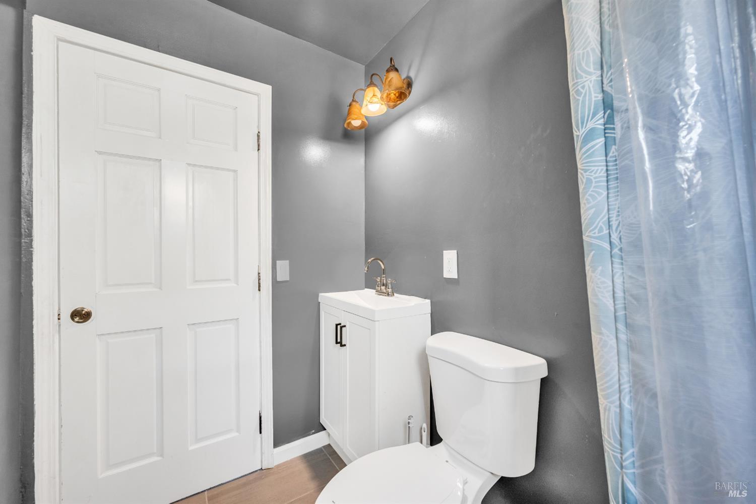 Detail Gallery Image 14 of 38 For 124 Jimno Ave, Pittsburg,  CA 94565 - 2 Beds | 1 Baths